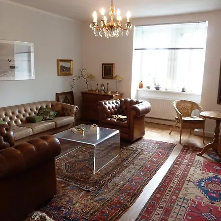 沃德莱韦斯滕卡塞尔公寓